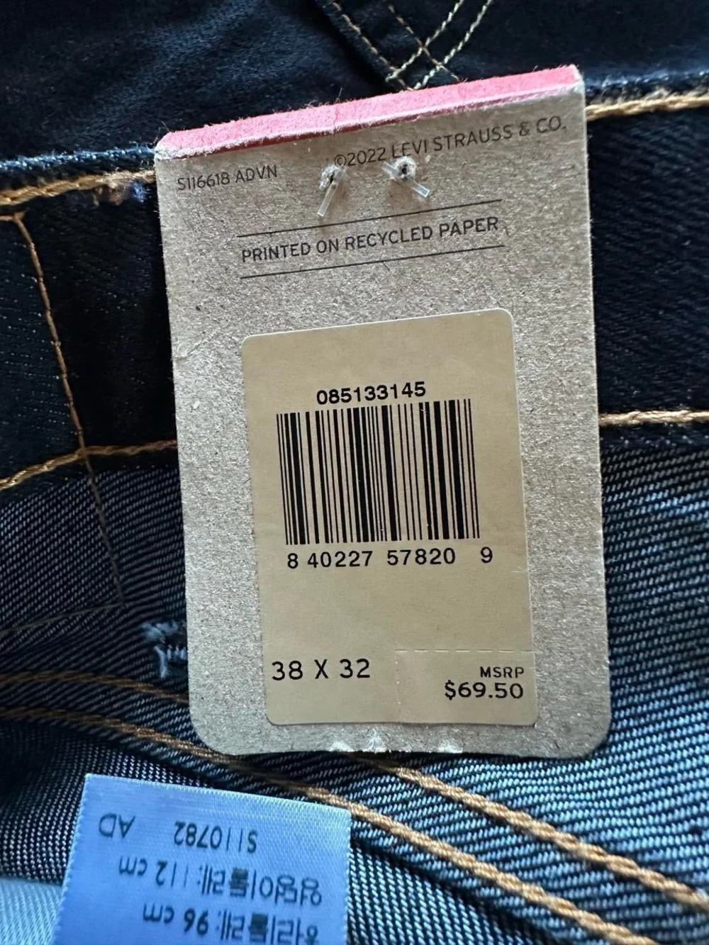 Levis tags patch without